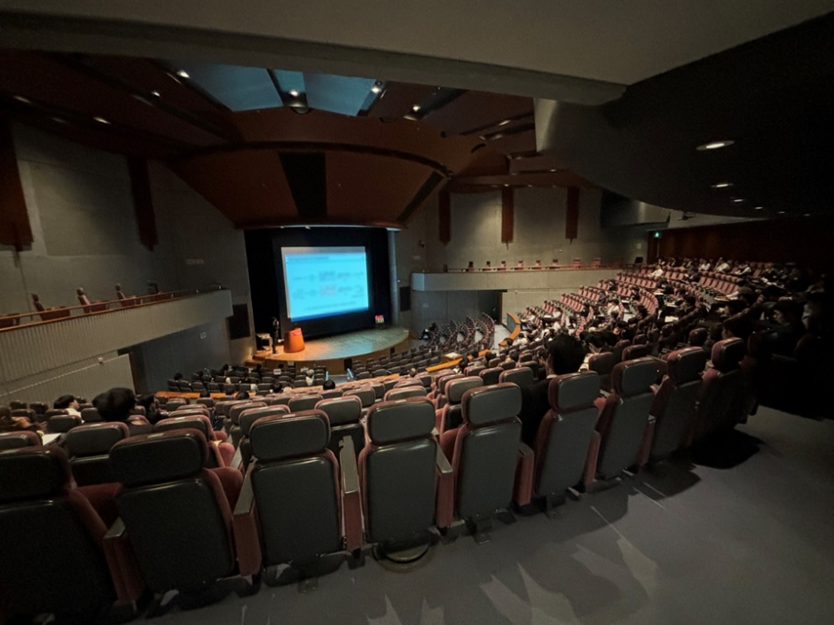 【開催報告】2023年11月7日～8日「第123回有機合成シンポジウム」について