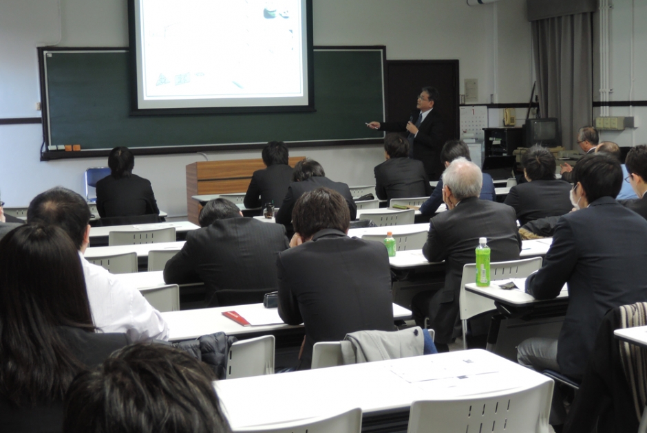 2013年教育プログラム