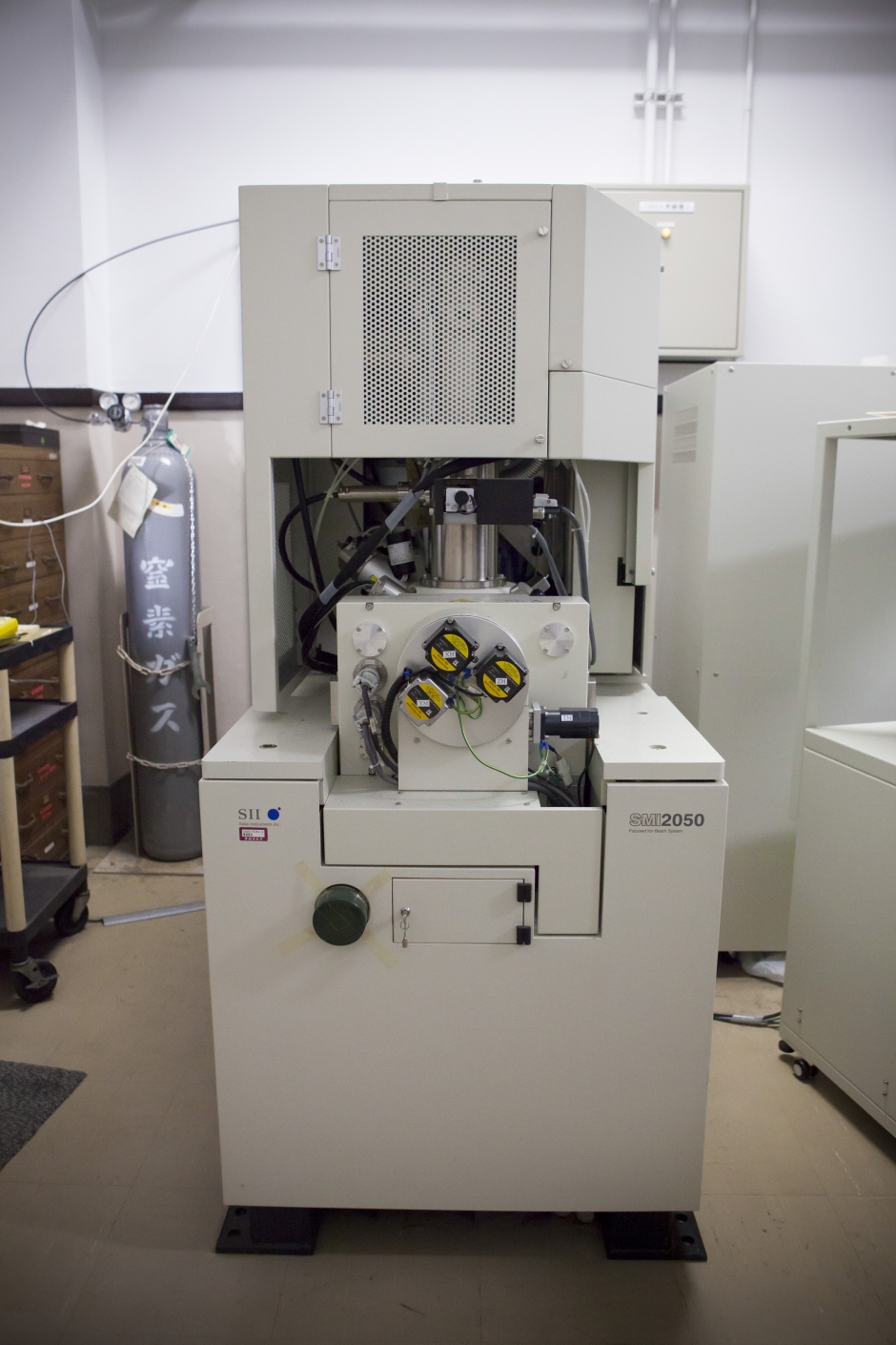 集束イオンビーム加工装置(SM12050)