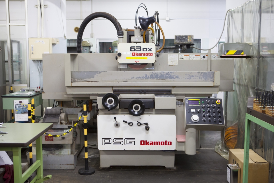 平面研削盤　PSG-63DX:岡本