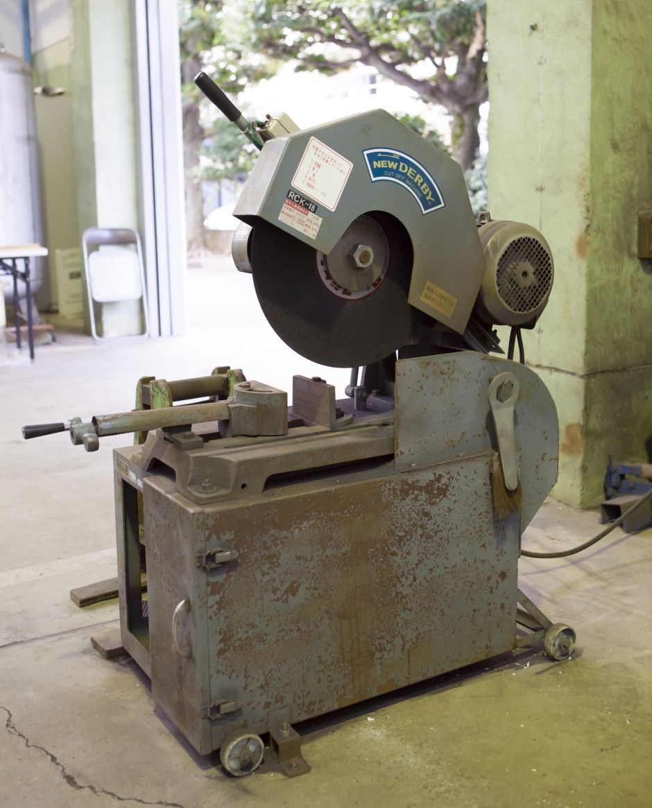 カッティングラインダー:FUTABA