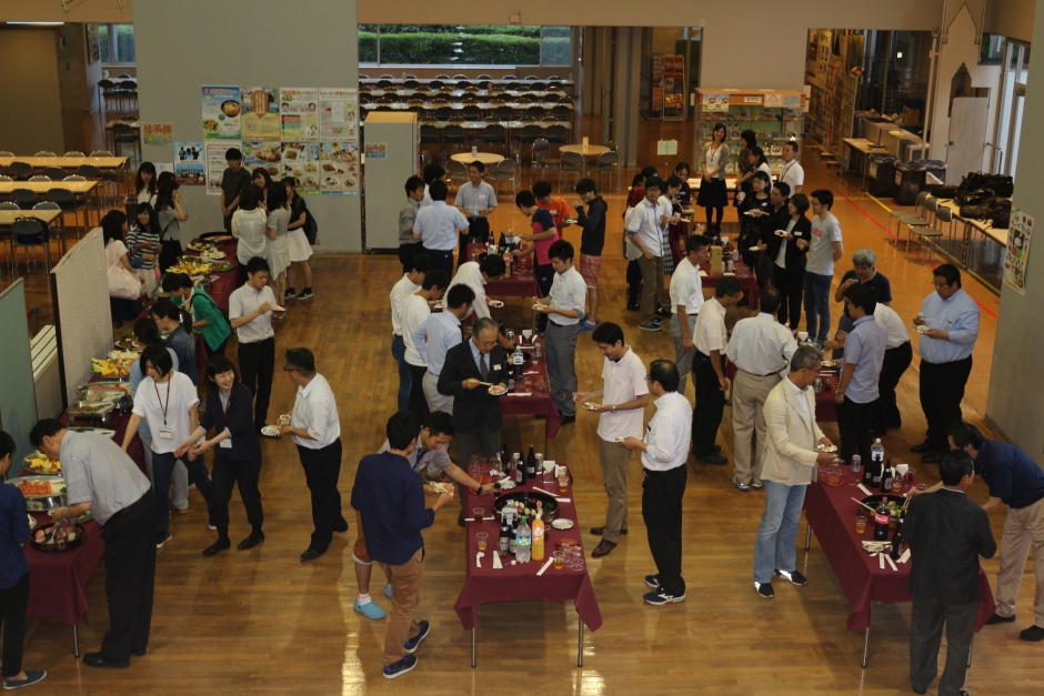 6月21日（火）留学生懇親会を開催しました。