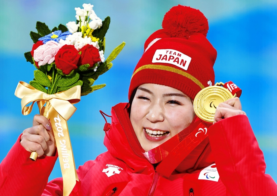 村岡桃佳さん（早稲田大学スポーツ科学研究科博士課程・同スキー部OG）が2度目の紫綬褒章受章