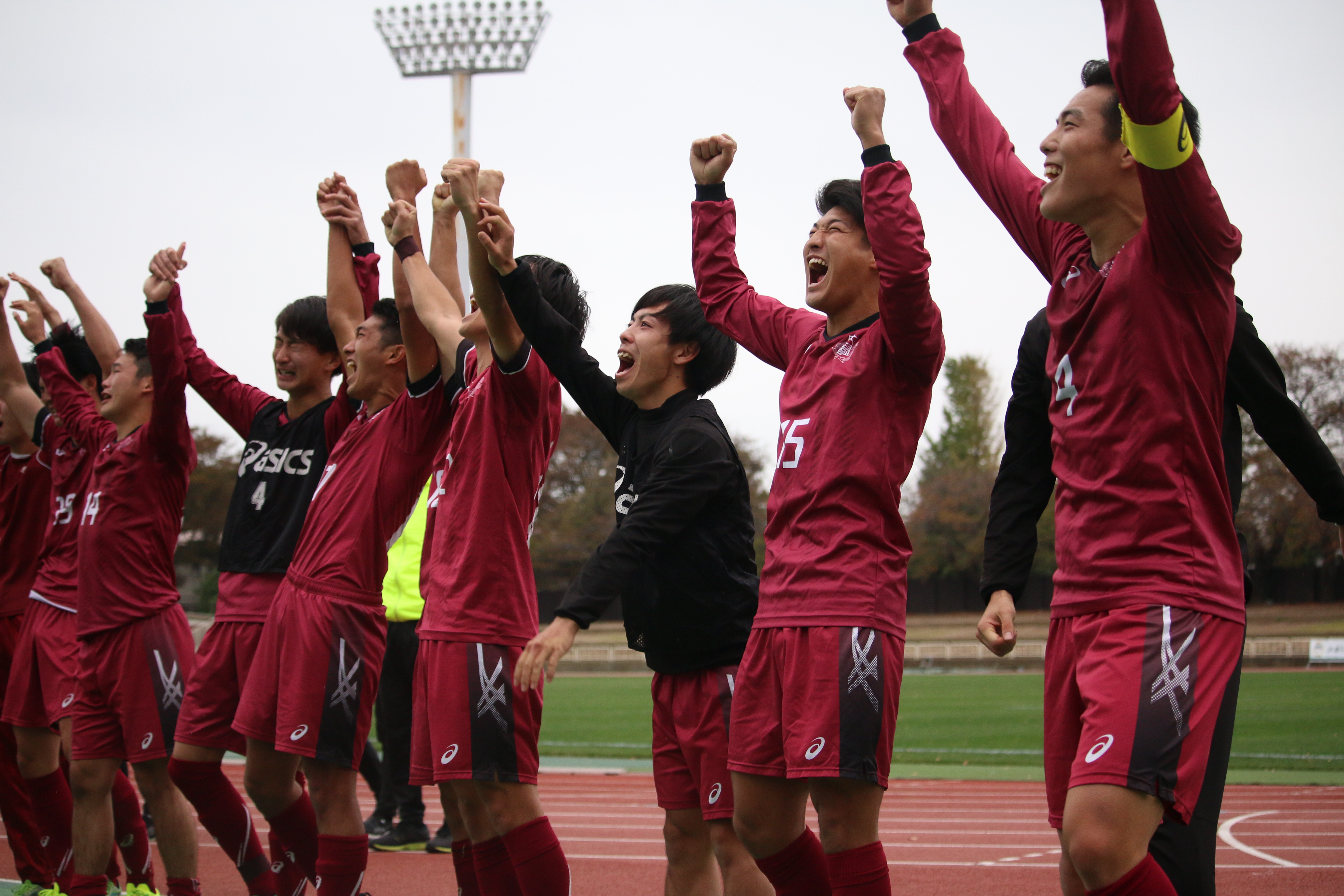 ア式蹴球部 2部優勝 悲願の1部昇格を達成しました 早稲田大学 競技スポーツセンター ア式蹴球部 2部優勝 悲願の1部昇格を達成しました 早稲田大学 競技スポーツセンター
