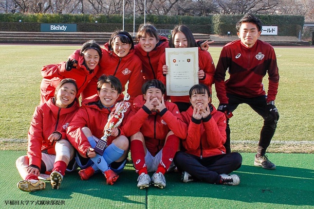 ア式蹴球部女子 早慶戦で5連覇飾り 4年生引退 早稲田大学 競技スポーツセンター