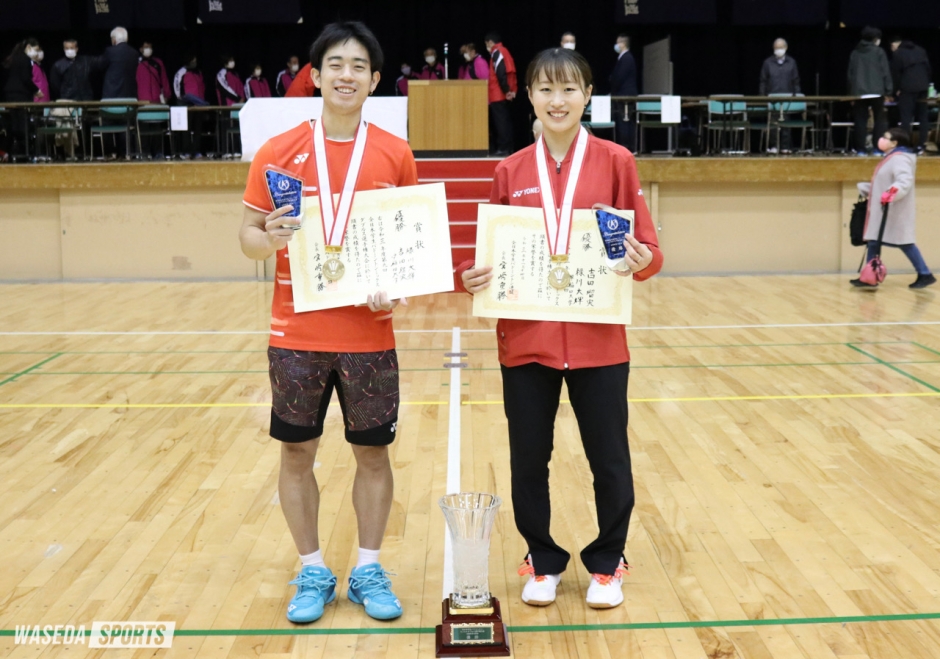 バドミントン部 緑川大輝・吉田瑠実 3年生ペアがミックス大学日本一に