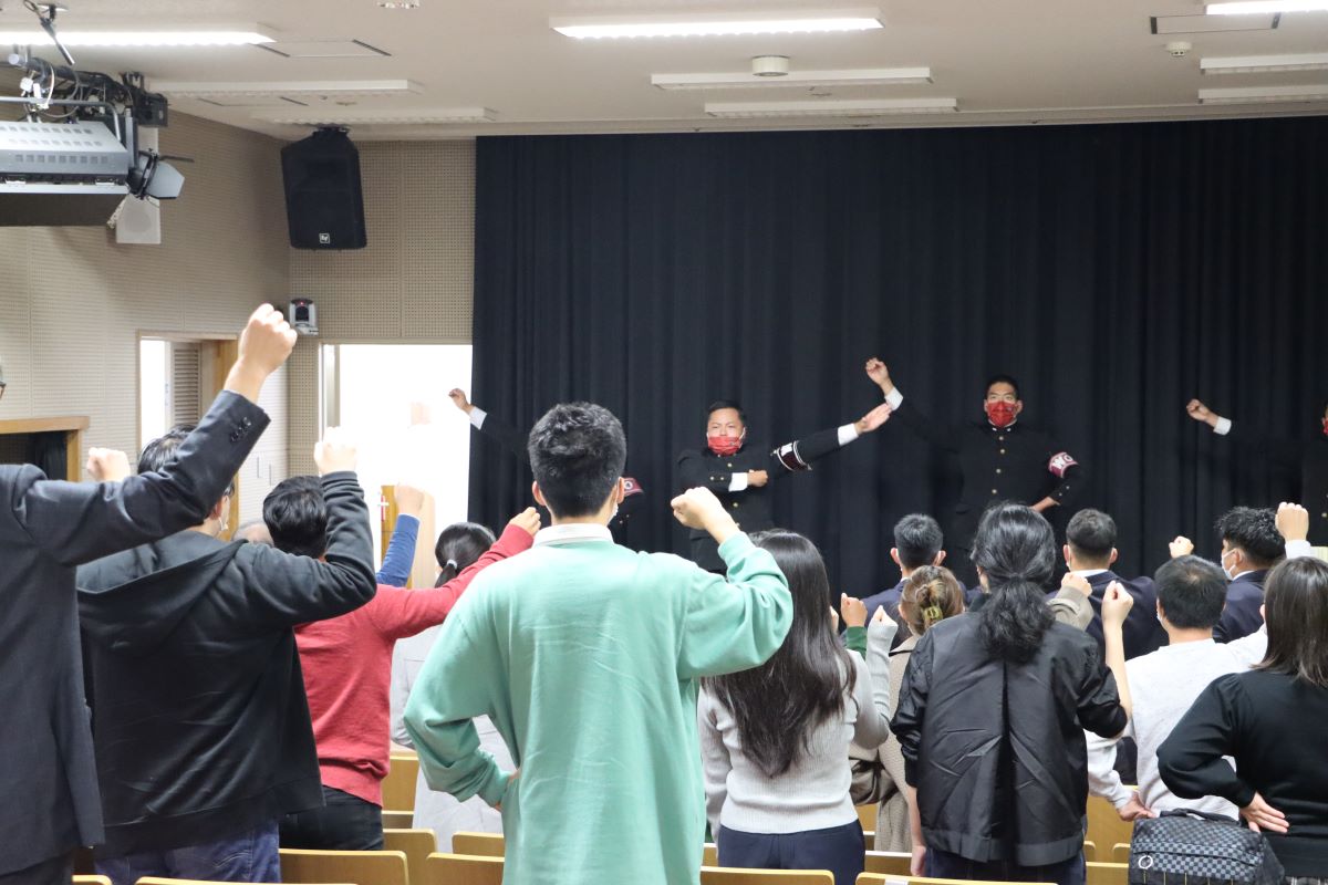 応援部によるエール