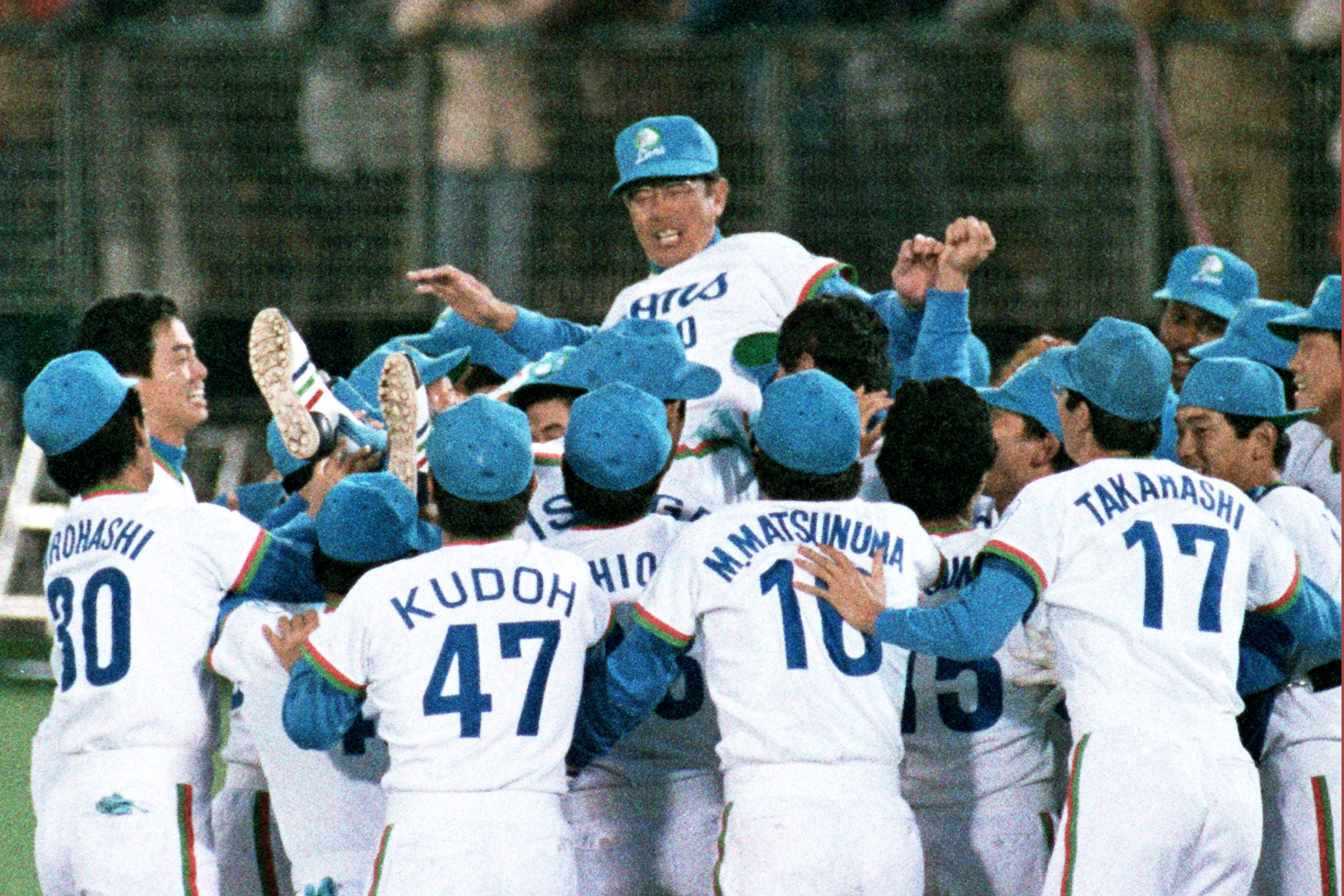 野球部OB 阪神・岡田監督、プロ野球日本一 早大出身者40年ぶり史上3人目 – 早稲田大学 競技スポーツセンター