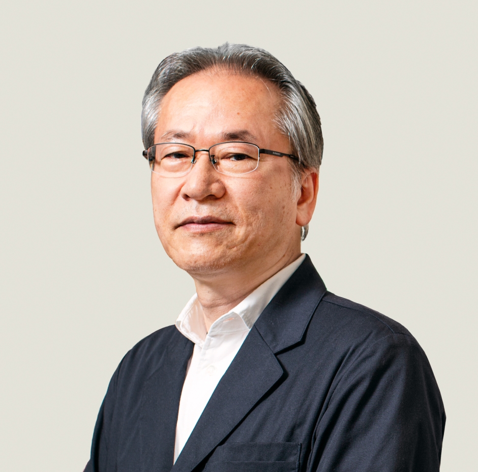 Professor Chiaki Ishihara (Faculty of Education and Integrated Arts and Sciences)