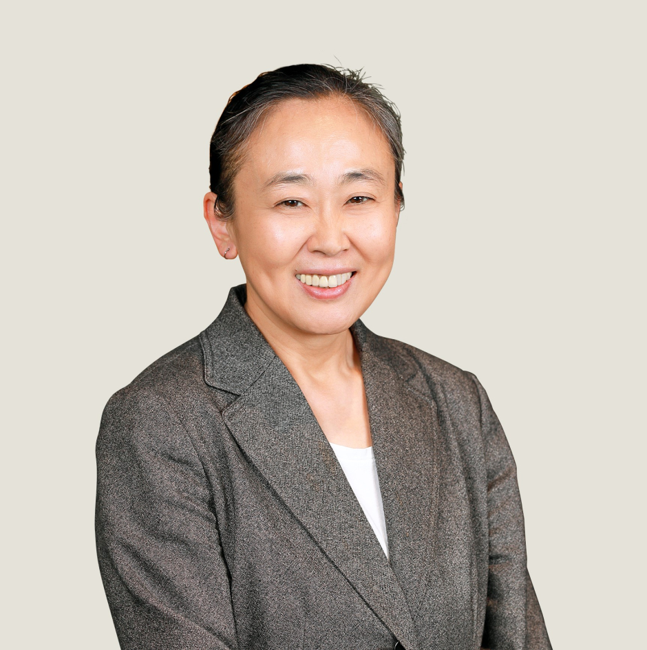 野口　晴子 教授（政治経済学術院）