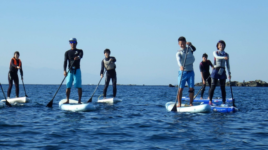 水上で“ライSUP（サップ）” 体も絞れるマリンスポーツ – 早稲田