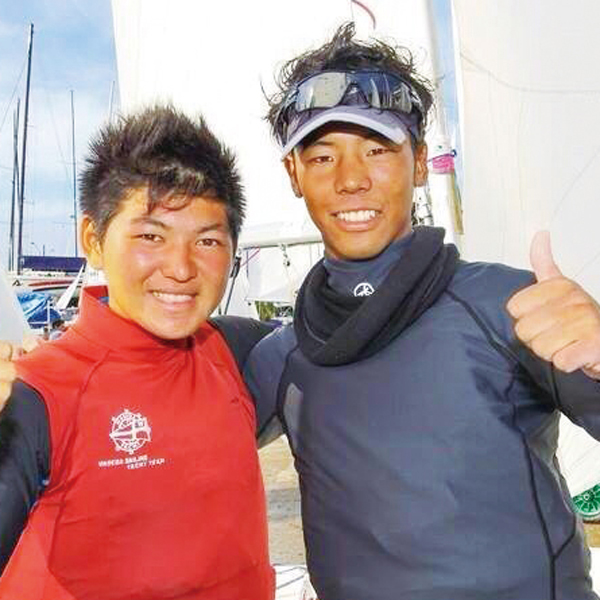 The pair first teamed up together last year in March at the All-Japan Junior Championship. Now in perfect sync, they are leading the team.