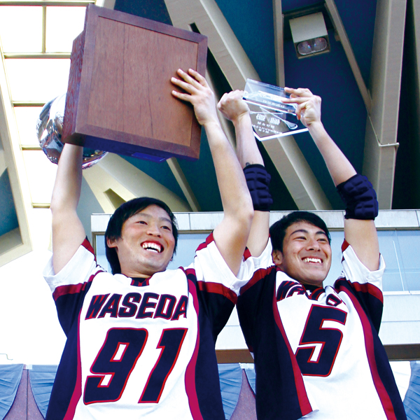 In the All Japan Lacrosse University Championship, Waseda defeated Kobe University, the top team in the Kansai area, winning the university championship.
