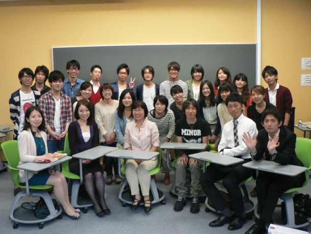 Smiling Professor Kobayashi (center) with the seminar students. Nakajima is 3rd from the right in the 2nd row.