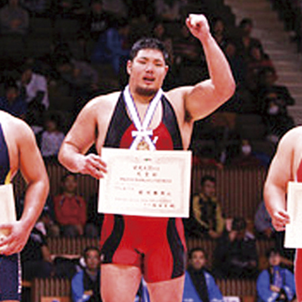 Maekawa won gold for the second consecutive year in the Greco-Roman 120 kg weight class at last year’s Emperor’s Cup All-Japan National Wrestling Championships.