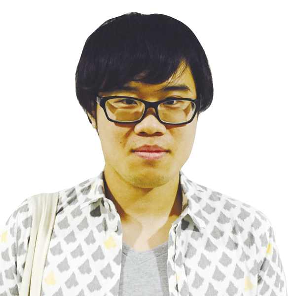 政治経済学部3年 山本　範明