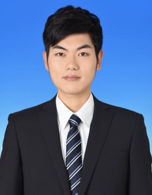 鈴木ジェロニモさんの大学時代の写真