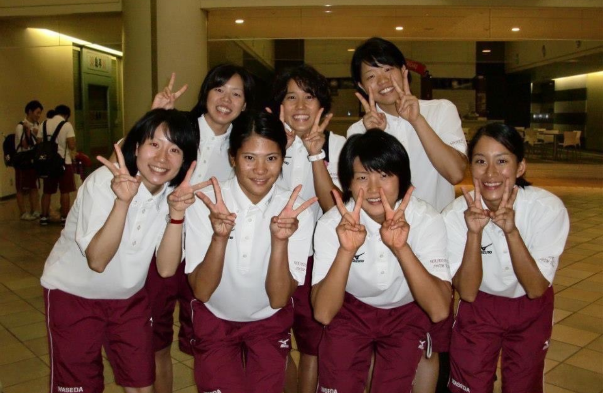 大学のレース時の写真（後方左が星さん）