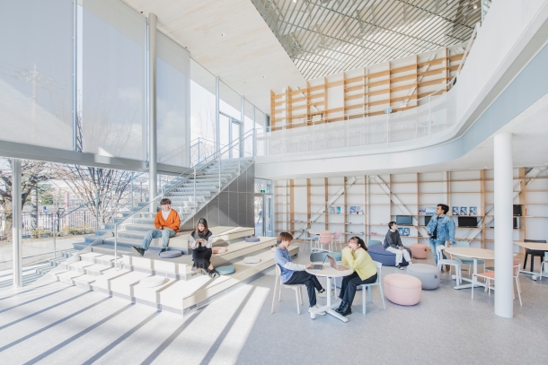 共愛学園前橋国際大学5号館 KYOAI GLOCAL
