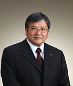 【担当業務】文化推進<br />
<br />
【現職】文学学術院教授<br />
<br />
【学歴】筑波大学第一学群人文学類卒業、同大学院博士課程歴史・人類学研究科修了、文学博士学位取得<br />
<br />
【役職歴】文化推進部長、理事等歴任