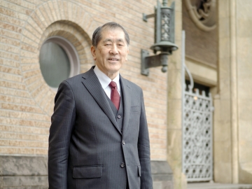 学生と共に　世界で輝くWASEDA