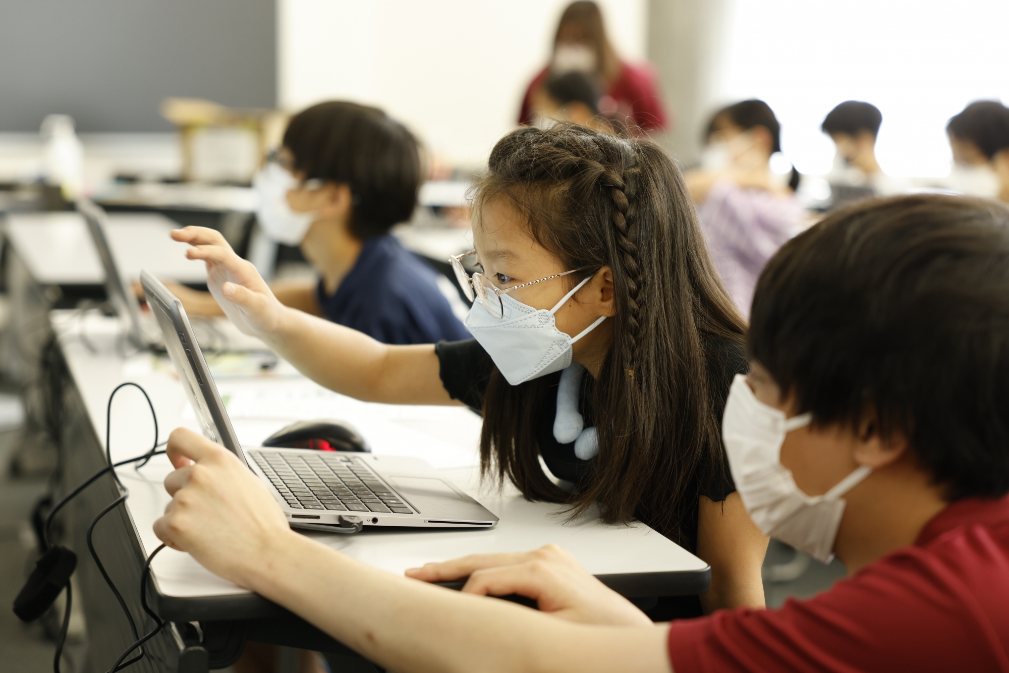 魔法のコンピュータツールを使って楽しく遊ぼう！