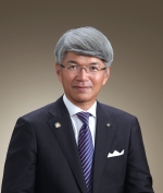 【担当業務】経営・産学連携<br />
<br />
【現職】東京センチュリー株式会社　代表取締役社長、株式会社みずほフィナンシャルグループ　顧問<br />
<br />
【学歴】早稲田大学商学部卒業、ニューヨーク大学経営大学院修了、マサチューセッツ工科大学経営大学院修了<br />
<br />
【役職歴】株式会社みずほ銀行代表取締役頭取、株式会社みずほフィナンシャルグループ特別顧問等歴任