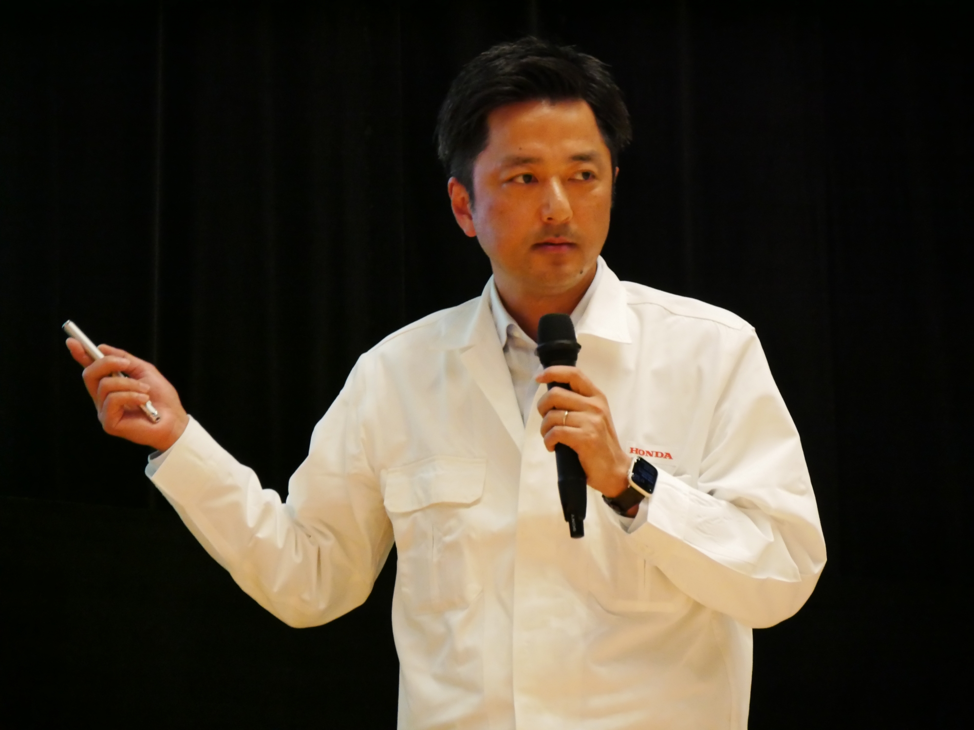 小栗浩輔氏