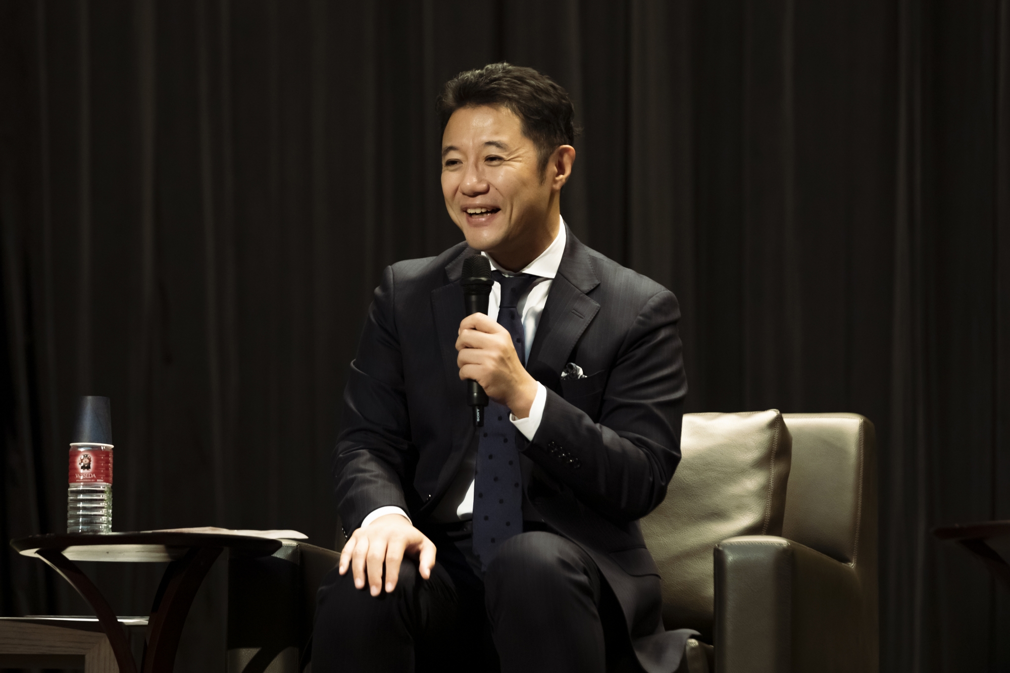 入山章栄教授