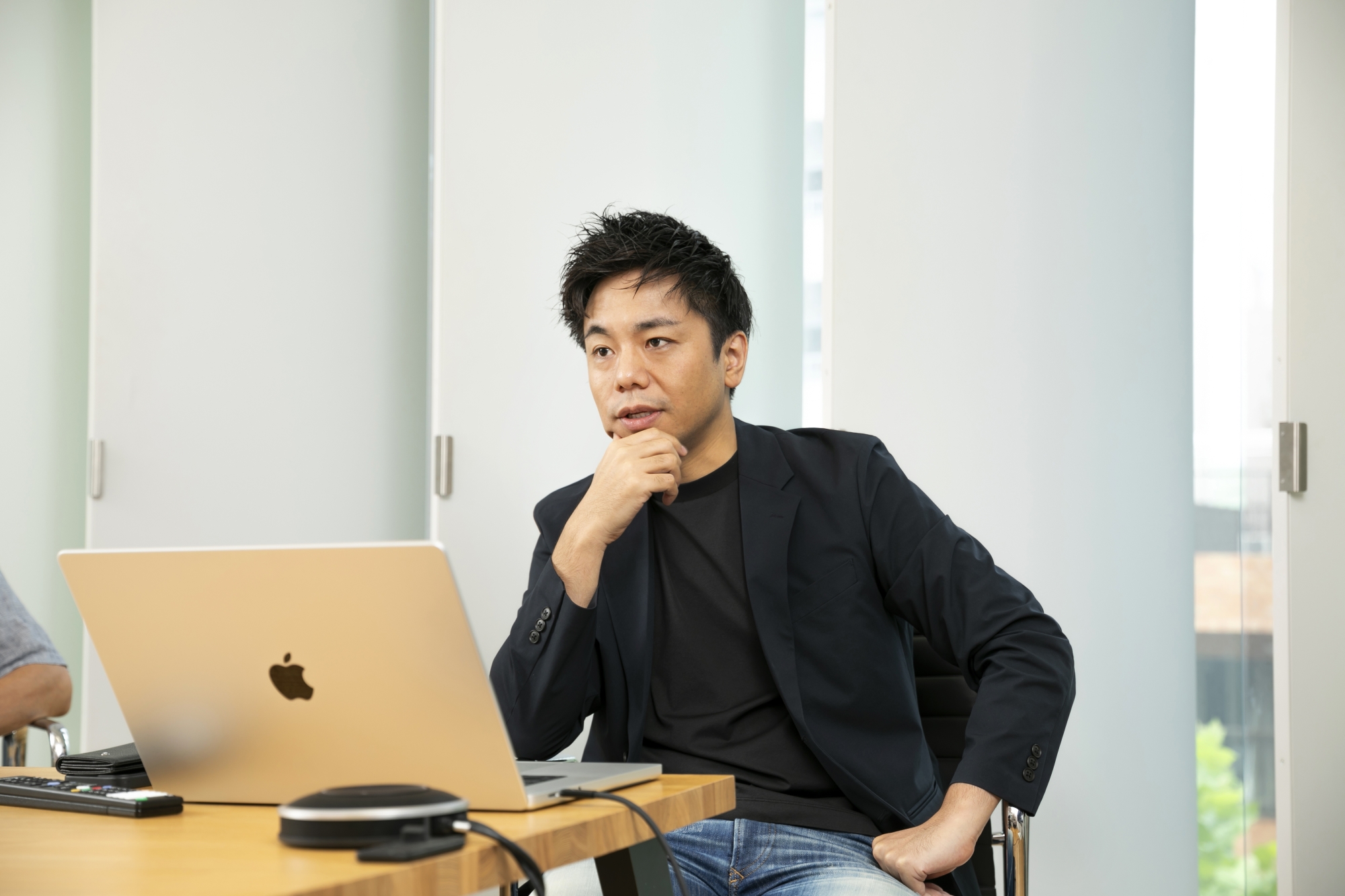 週刊東洋経済「すごいベンチャー100」2023年最新版にも選出された、株式会社エキュメノポリスCEOの松山洋一さん