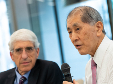 世界人類に貢献する大学になるために