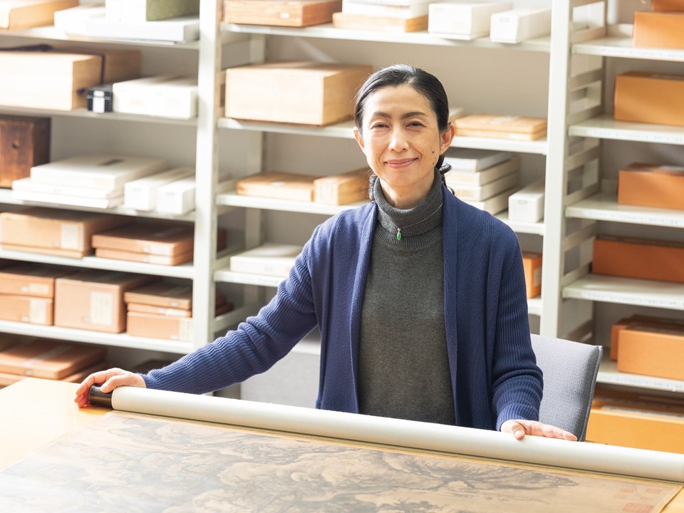 撮影=戸山キャンパス 戸山図書館 研究図書フロア