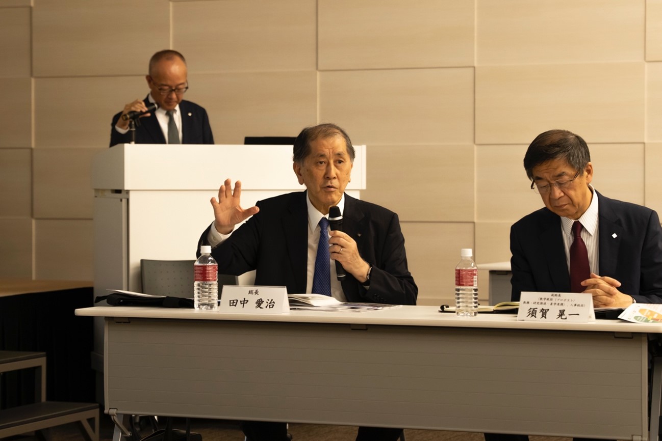 質疑応答の様子