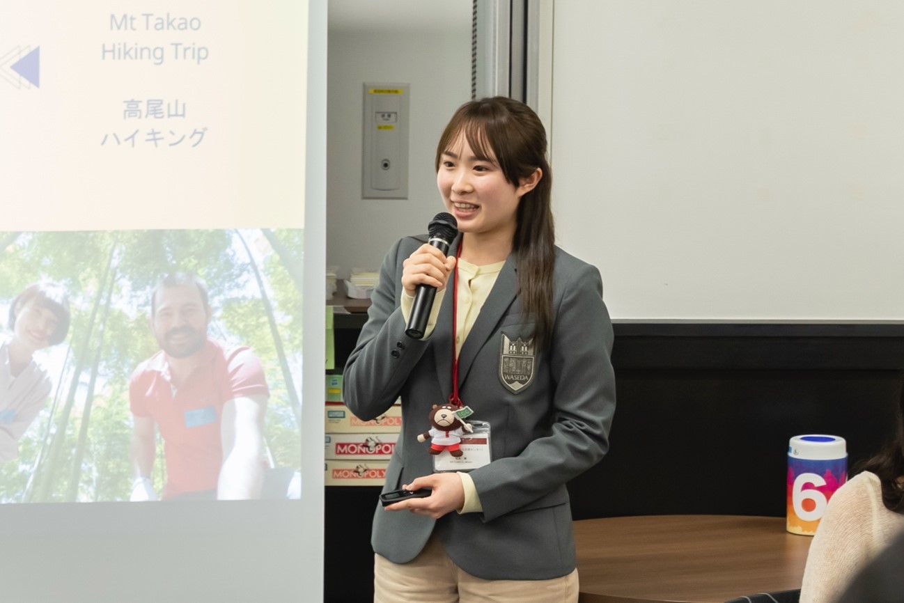 ICCの学生スタッフによるプレゼンテーション。
