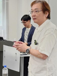 解説する森下稔教授