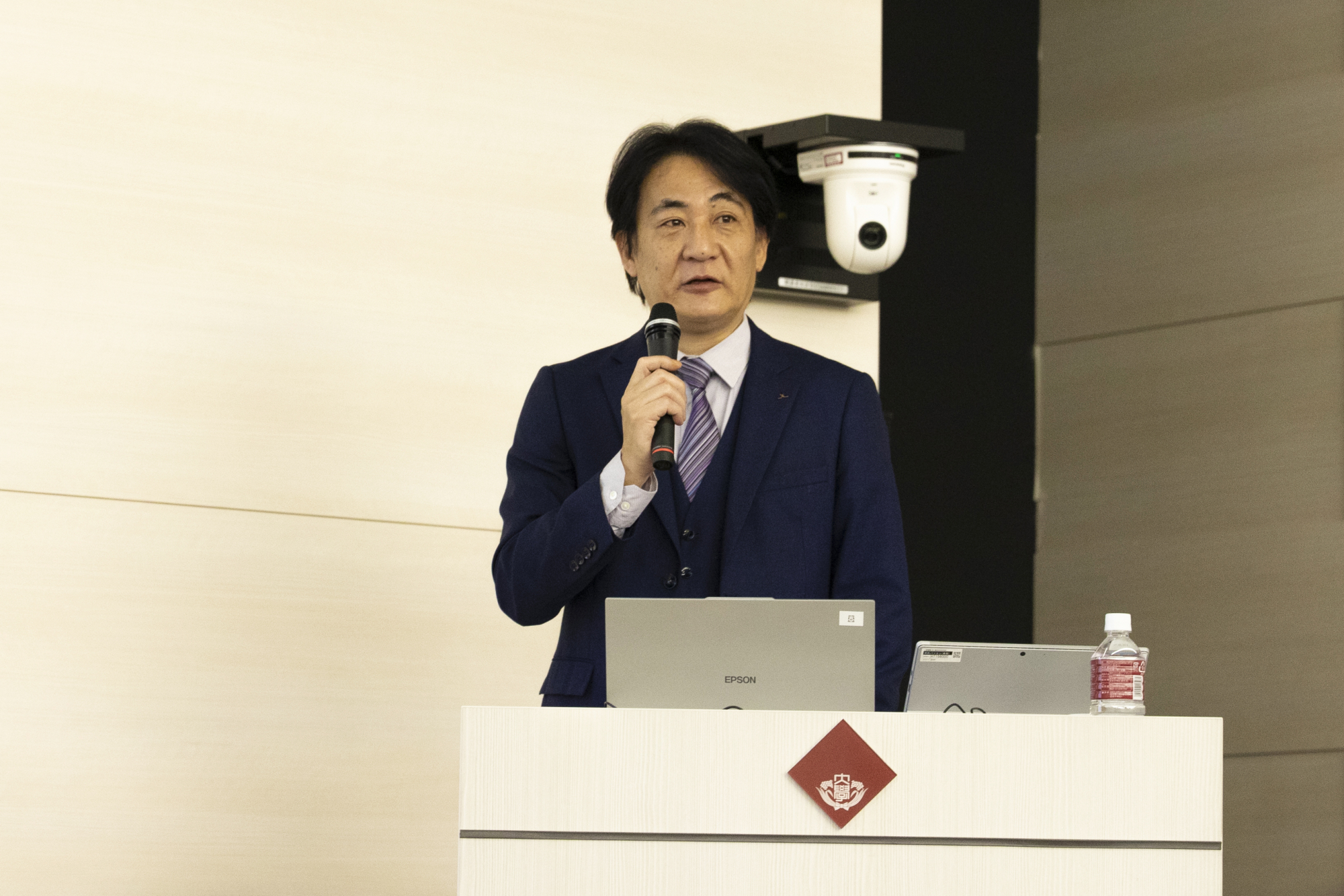 三菱電機株式会社情報技術総合研究所 副所長<br />
浮穴朋興氏