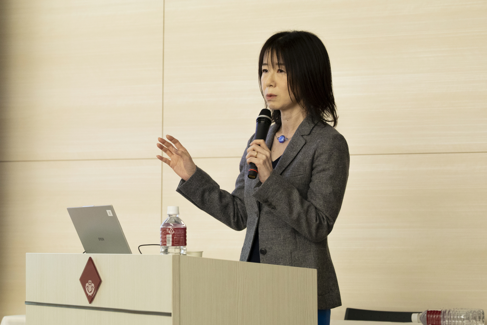 総合研究機構ウェルビーイング＆プロダクティビティ研究所 所長<br />
黒田祥子教授（教育・総合科学学術院）