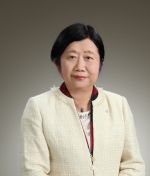 ［担当業務］<br />
財務（CFO: Chief Financial Officer）<br />
<br />
［現職］<br />
公認会計士、日本公認会計士協会相談役、早稲田大学商学学術院客員教授、日本製鉄株式会社社外取締役監査等委員、株式会社IHI社外監査役、国際評価基準審議会評議員、日本証券業協会自主規制会議副議長・公益委員、原子力損害賠償・廃炉等支援機構幹事、株式会社地域経済活性化支援機構社外監査役等兼任<br />
<br />
［学歴］<br />
早稲田大学理工学部卒業<br />
<br />
［役職歴］<br />
日本公認会計士協会会長、PwCあらた（現PwC Japan）有限責任監査法人パートナー、企業会計審議会委員、企業会計基準委員会委員、公益財団法人財務会計基準機構評議員会議長、国際会計士連盟指名委員会委員、国際会計士倫理基準審議会メンバー、IFRS財団IFRS諮問会議メンバー、オリックス株式会社社外取締役監査委員会議長、住友理工株式会社社外監査役等歴任