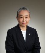 ［担当業務］<br />
文理融合研究教育推進<br />
<br />
［現職］<br />
政治経済学術院教授、ウェルビーイング研究教育センター所長（兼務）<br />
<br />
［学歴］<br />
早稲田大学政治経済学部経済学科卒業、同大学経済学研究科修士課程修了、ニューヨーク市立大学（グラデュエートセンター）博士後期課程修了、博士（経済学）学位取得<br />
<br />
［役職歴］<br />
現代政治経済研究所所長、政治経済学術院副学術院長、社会保障審議会介護保険部会部会長、同審議会医療保険部会部会長代理、同審議会統計分科会分科会長、内閣府経済財政諮問会議専門委員、日本学術会議会員、中央社会保険医療協議会 公益委員、スタンフォード大学公衆衛生大学院・経済政策研究所・全米経済研究所（NBER）研究員（兼務）等歴任