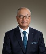 ［担当業務］<br />
キャンパス企画、産学連携<br />
<br />
［現職］<br />
理工学術院教授<br />
<br />
［学歴］<br />
早稲田大学理工学部建築学科卒業。同大学大学院修了、工学博士。<br />
<br />
［役職歴］<br />
第57代日本建築学会会長（2021～2023年）、空気調和・衛生工学会会長（2018～2020年）、日本学術会議会員（2017～2023年）、米国暖房冷凍空調学会フェロー。日本サステナブル建築協会会長、早稲田大学スマート社会技術融合研究機構長（2022～2026年）、国土交通省社会資本整備審議会委員等歴任。2025年11月紫綬褒章受章。
