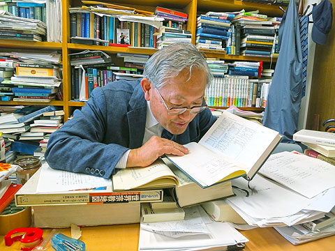 古賀勝次郎教授