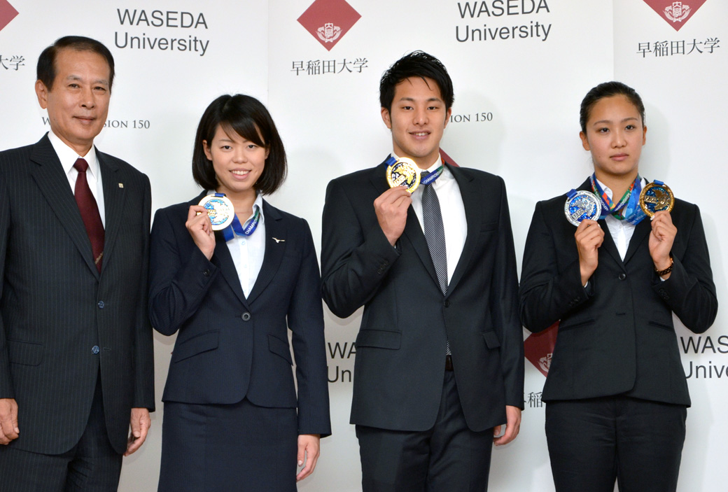 Waseda athletes win three gold medals at World Swimming Championships