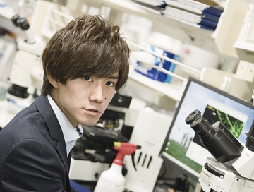Pianist and neuroregenerative medicine student Jun Nagai