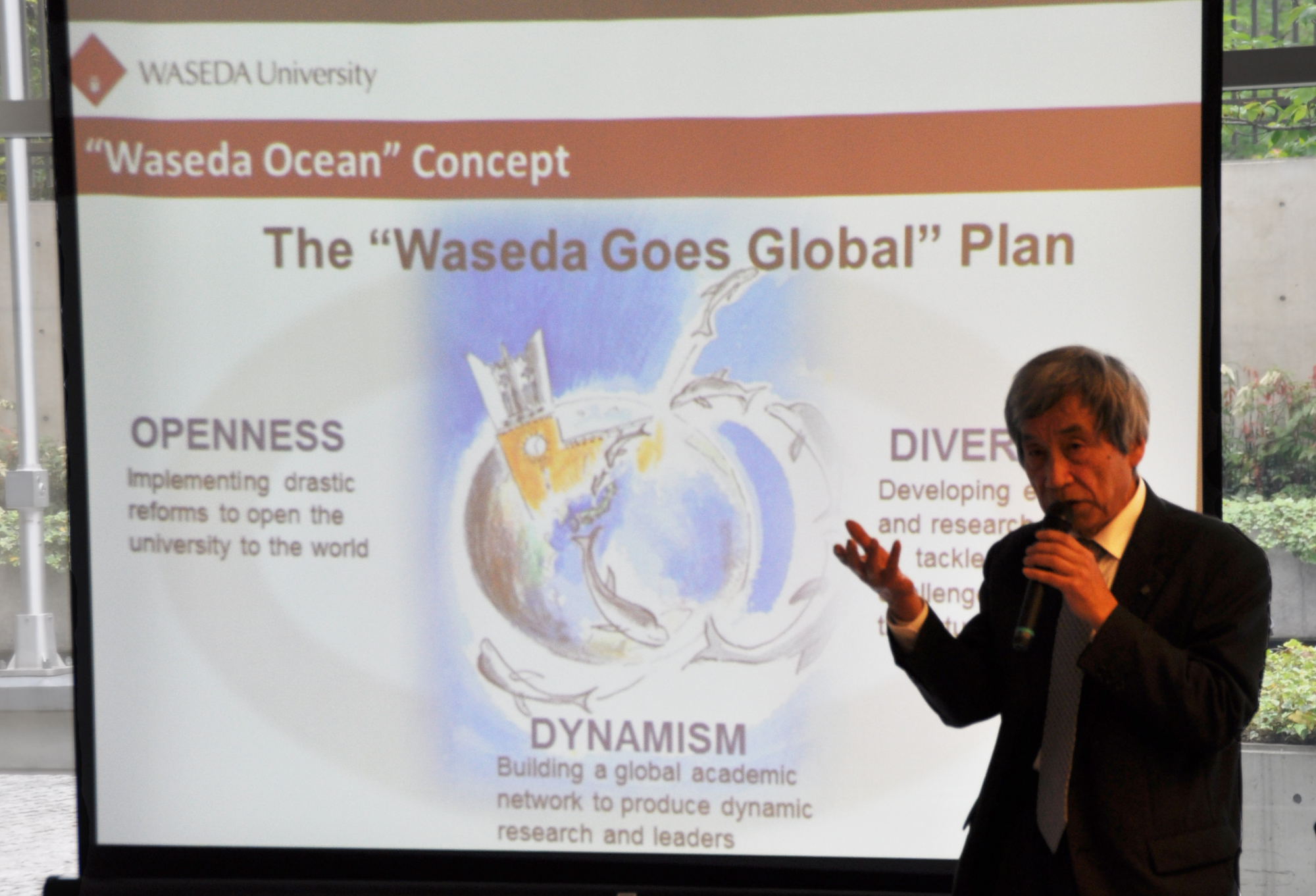 【Waseda Goes Global】Vice President Hashimoto gives presentation in front of EU Member State officials