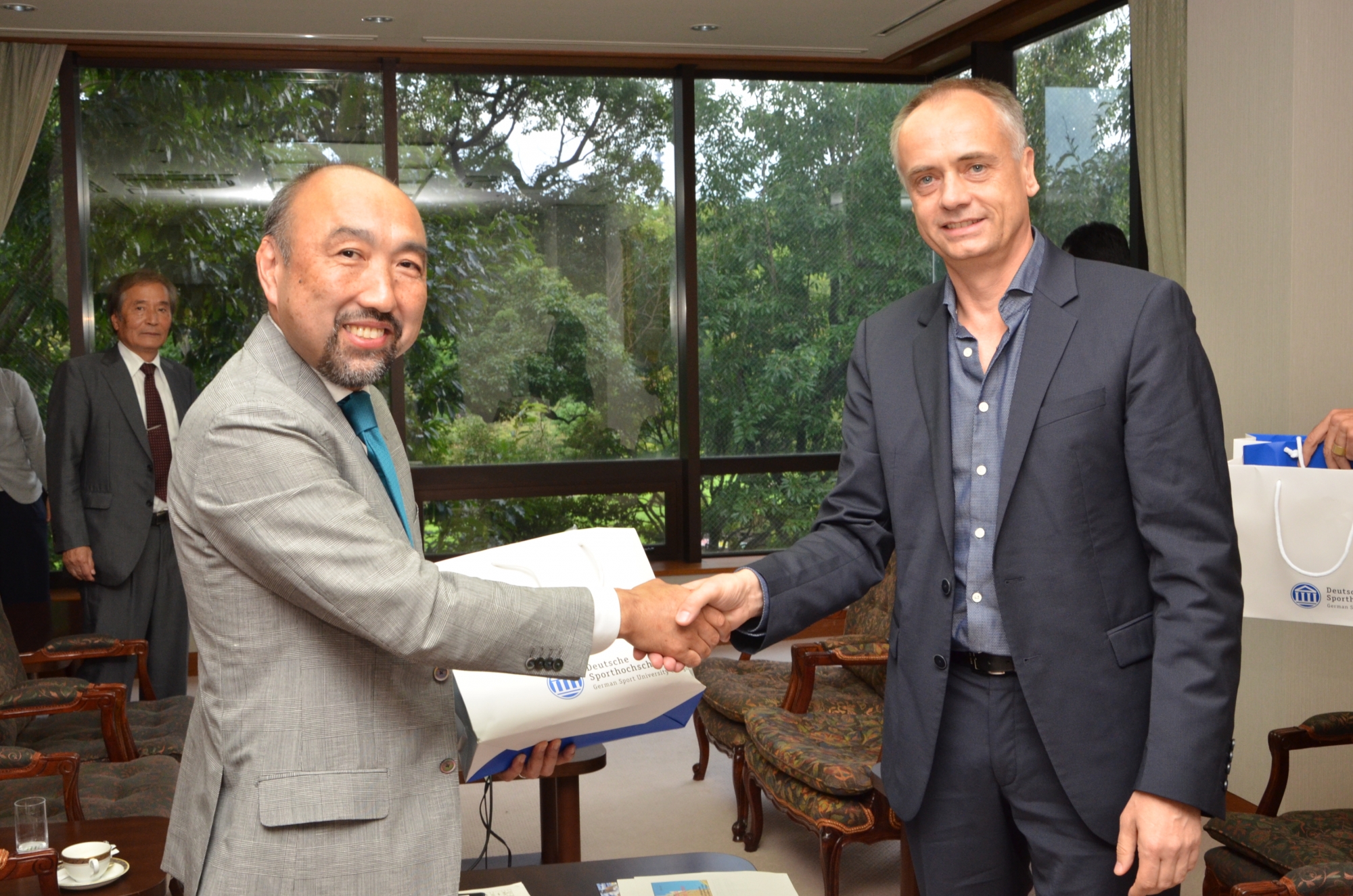 German Sport University Cologne President visits Waseda to further advance international partnership