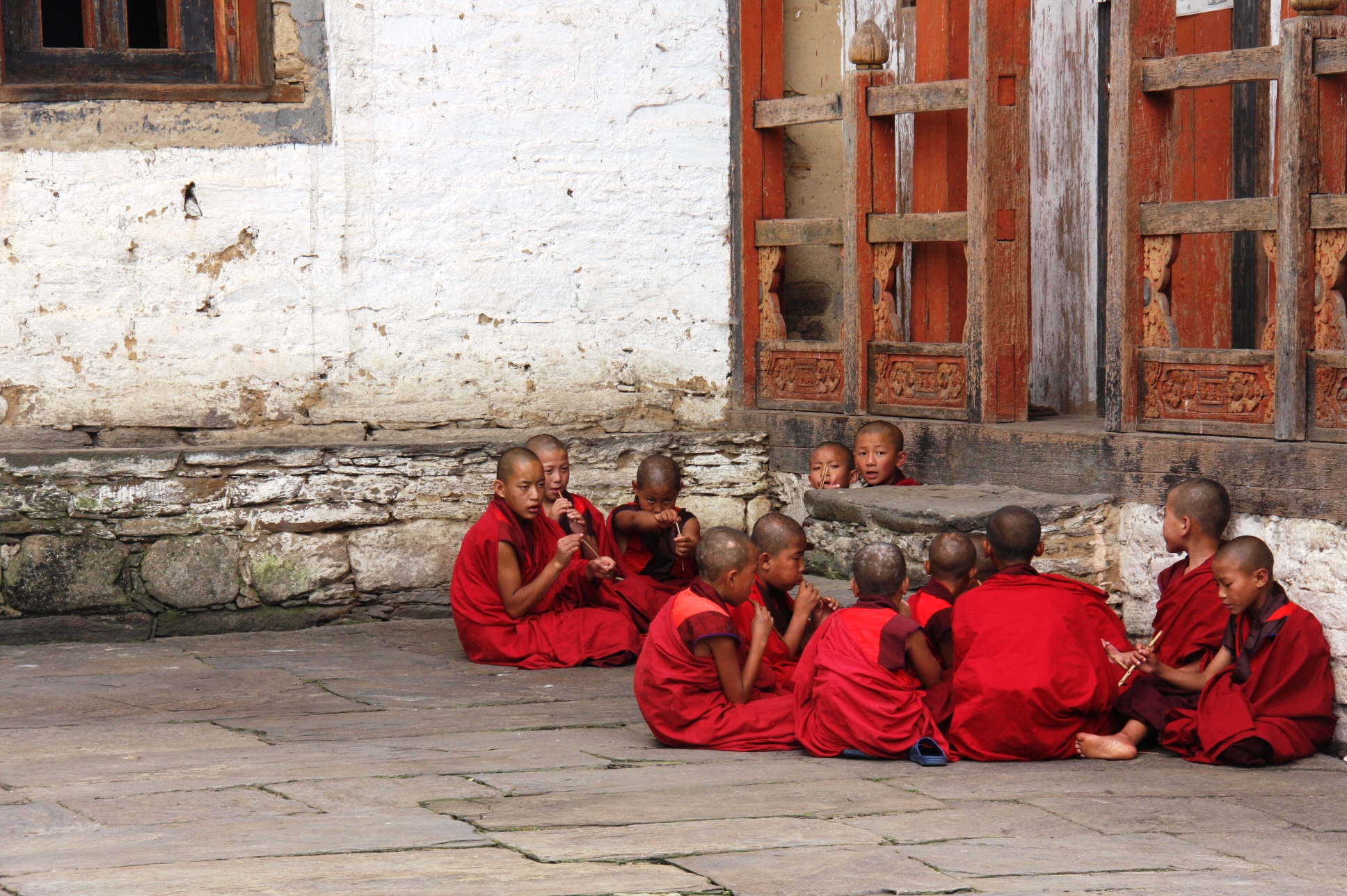 Smartphones, monks and what not