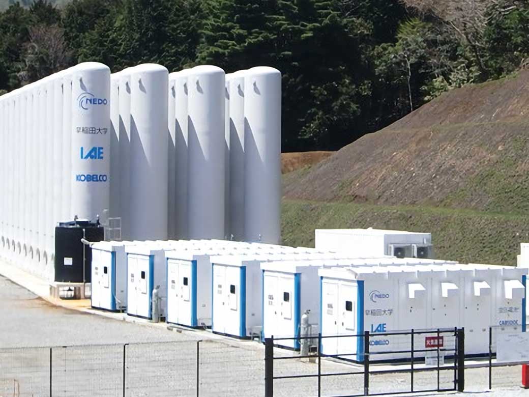Stabilizing wind-generated electricity, no matter the weather