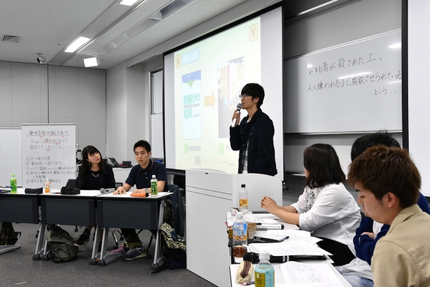 Learning in a debate-style seminar class