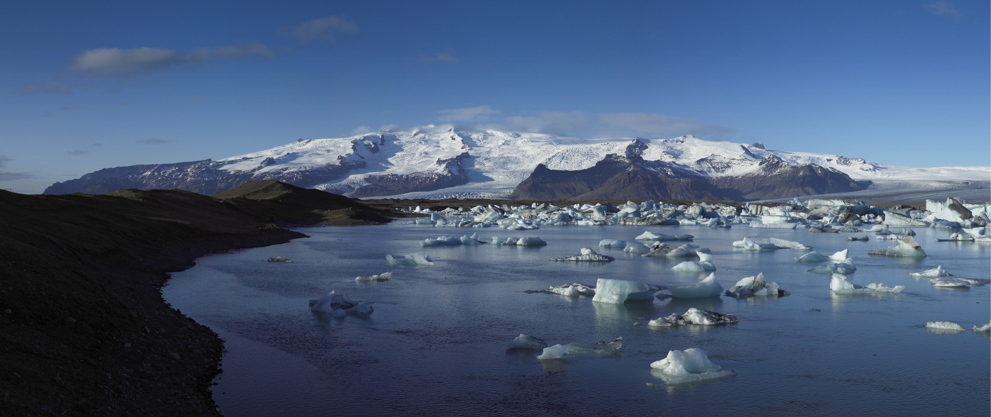Exploring Icelandic culture and language
