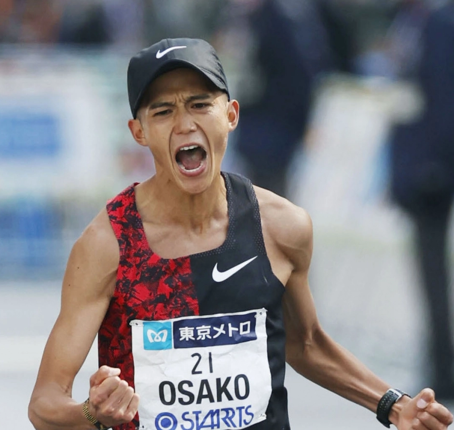 Marathon runner Suguru Osako’ 14 breaks national record for the second time
